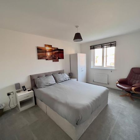 North Colchester Homestay Mile End Exteriör bild