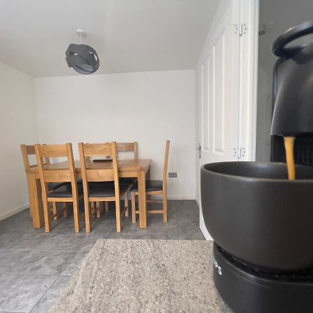 North Colchester Homestay Mile End Exteriör bild