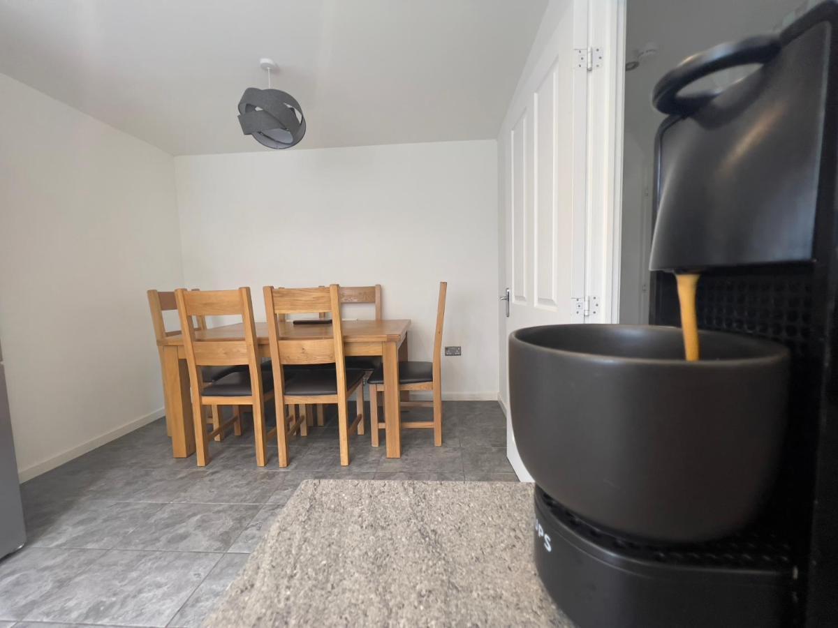 North Colchester Homestay Mile End Exteriör bild